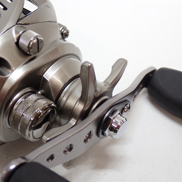 ０８アグレスト１００ＳＨ